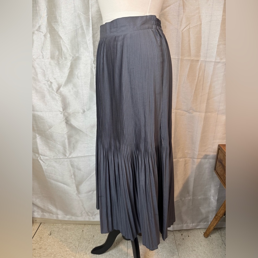 Old Navy Gray Trumpet Maxi Skirt - Picture 5 of 8